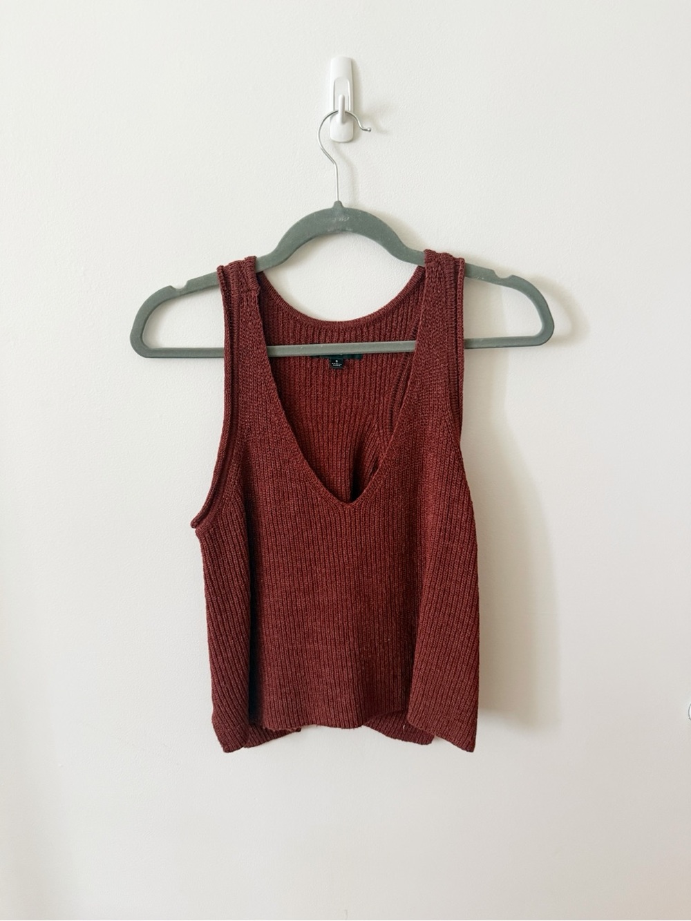 Lulus V-Neck Knit Tank Top
